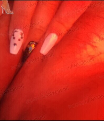 Boglárka-szexpartner-7-Boglárka---7.-képe