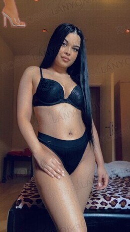 Laura22-Sexpartnerin-10-Laura22---10.-képe