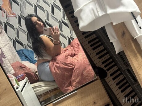 Mia-Sexpartnerin-4-Mia---4.-képe