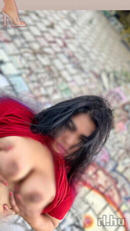 Évike-Sexpartnerin-11-Évike---11.-képe