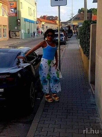 Sziszi-sexpartner-9-Sziszi---9.-képe