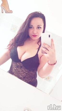 Szofi-sexpartner-15-Szofi---15.-képe