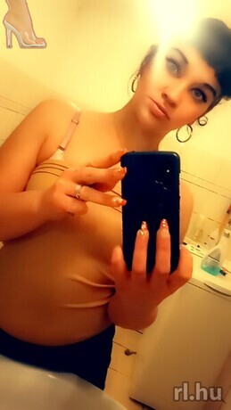 Eperke_vip-Sexpartnerin-10-Eperke_vip---10.-képe