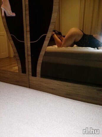 PiciLány-sexpartner-10-PiciLány---10.-képe