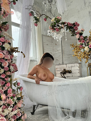 Mira-Sexpartnerin-2-Mira---2.-képe