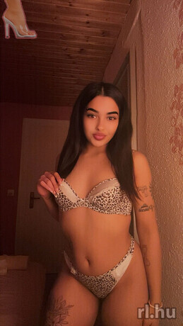 Mina-sexpartner-2-Mina---2.-képe
