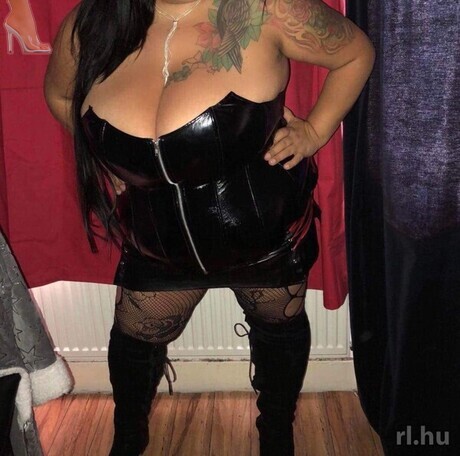 Mandymelon-Sexpartnerin-3-Mandymelon---3.-képe