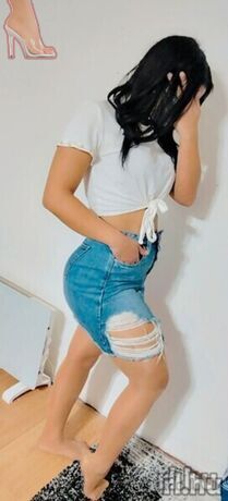 Jázmin-Sexpartnerin-4-