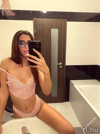 Zoé_20-sexpartner-9-Zoé_20---9.-képe