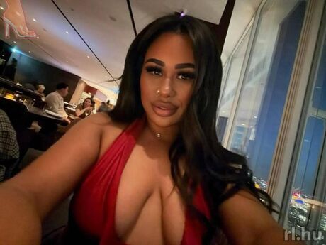 EbonyMaya-Sexpartnerin-14-EbonyMaya---14.-képe