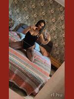 Vivien
  Debrecen
  20 years old