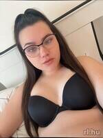 Szandra
  Szekszárd
  21 years old