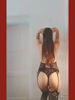 Kamilla
  Pécs
  19 Alter